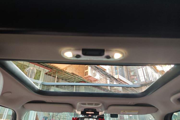 Used MINI 2023 Updated 1.5T COOPER Artist Five-Door Edition Headliner