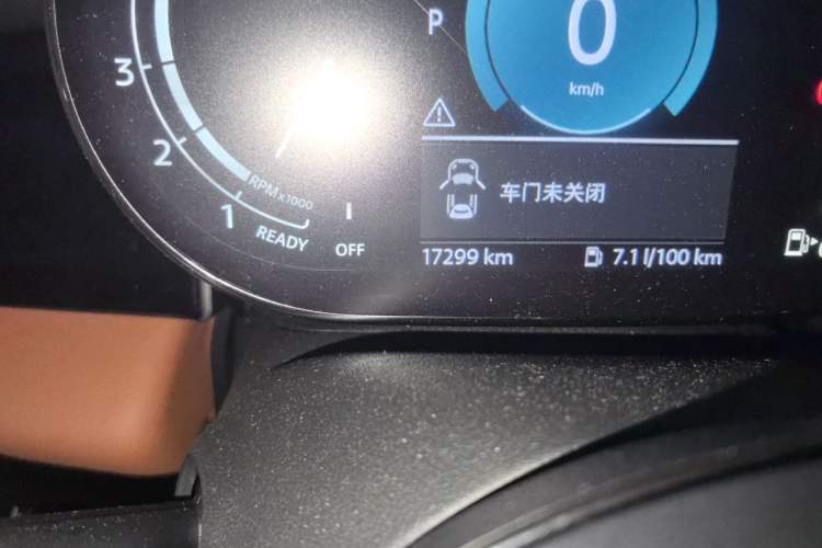 Used MINI 2023 Updated 2.0T COOPER S Artist Odometer Close Up