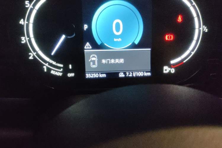 Used MINI 2023 1.5T COOPER Artist Five-Door Edition Odometer Close Up