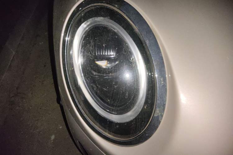 Used MINI 2023 1.5T COOPER Artist Five-Door Edition Right Front Headlight