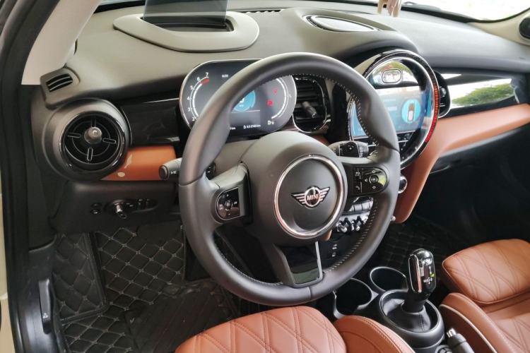 Used MINI 2023 2.0T COOPER S Artist Steering Wheel