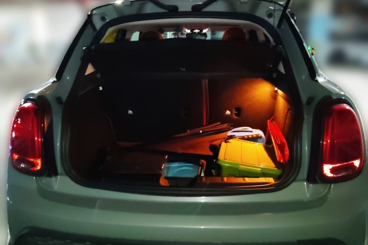 Used MINI 2023 2.0T COOPER S Artist Five-Door Edition Trunk