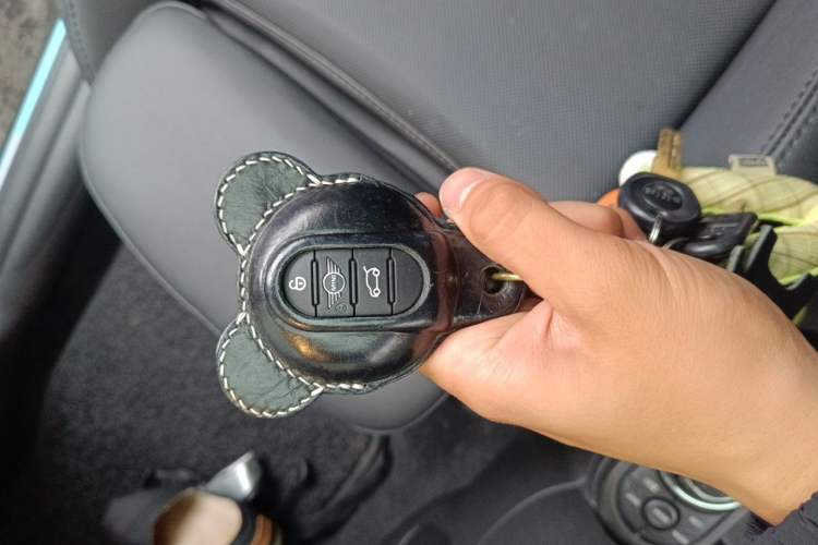 Used MINI 2023 2.0T COOPER S Arc Edition Vehicle Key