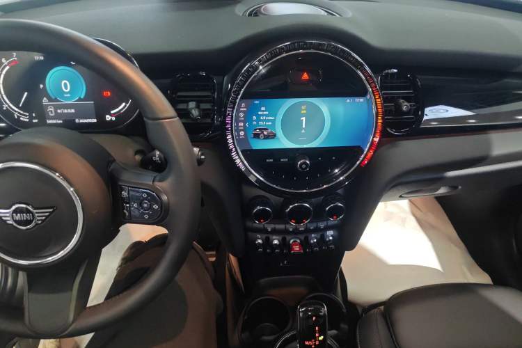 Used MINI 2023 Updated 1.5T COOPER Artist Audio And AC Panel