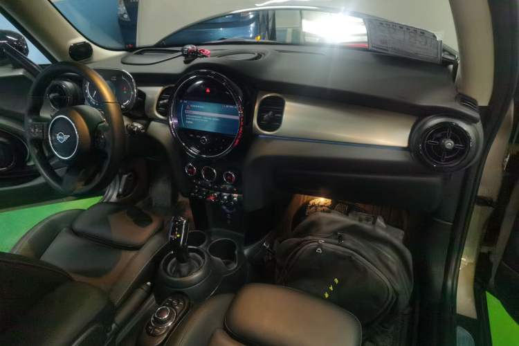 Used MINI 2023 1.5T COOPER Artist Audio And AC Panel