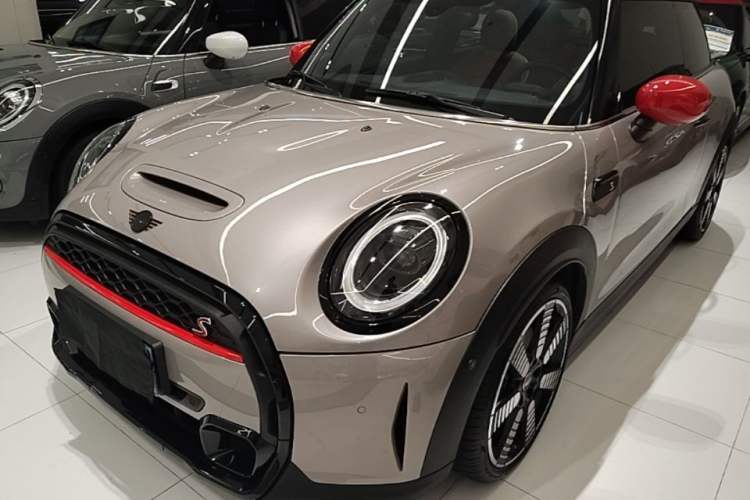Used MINI 2023 Updated 2.0T COOPER S Artist Guazi used car, China used car export, Used car for sale, Used cars, Cheapest cars for sale