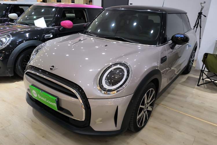 Used MINI 2023 Updated 1.5T COOPER Artist Guazi used car, China used car export, Used car for sale, Used  cars, Cheapest cars for sale