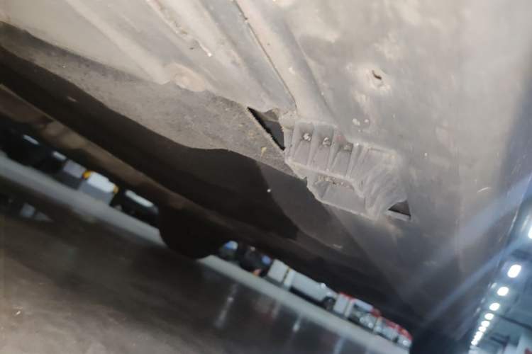 Used MINI 2023 Updated 1.5T COOPER Artist Chassis Front Left