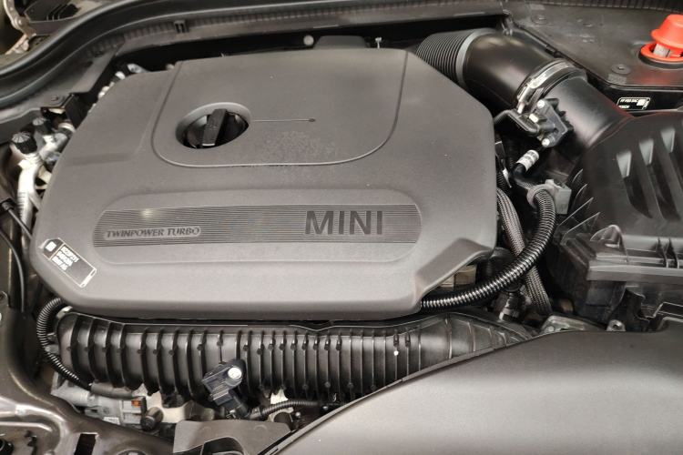 Used MINI 2023 2.0T COOPER S Artist Engine Bay