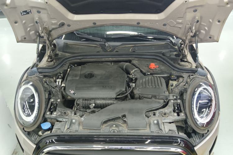 Used MINI 2023 Updated 1.5T COOPER Artist Engine Bay