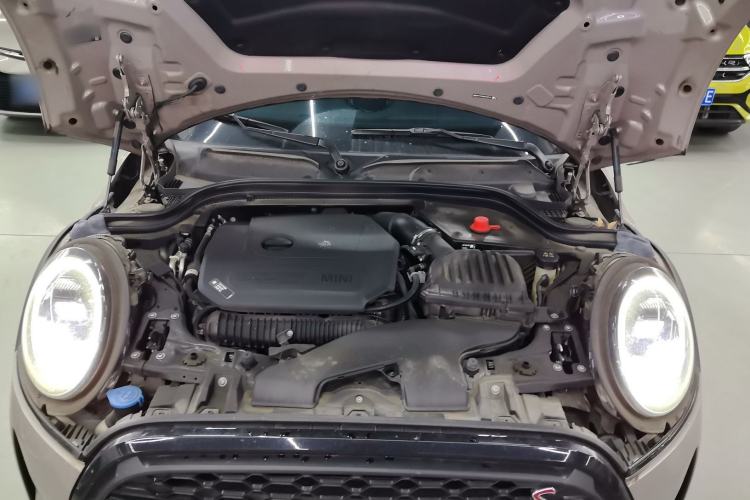 Used MINI 2023 Updated 2.0T COOPER S Artist Engine Bay