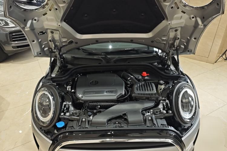 Used MINI 2023 1.5T ONE Engine Bay