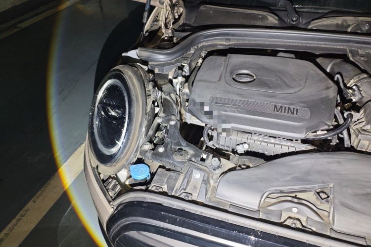 Used MINI 2023 Updated 1.5T COOPER Artist Five-Door Edition Engine Bay Right