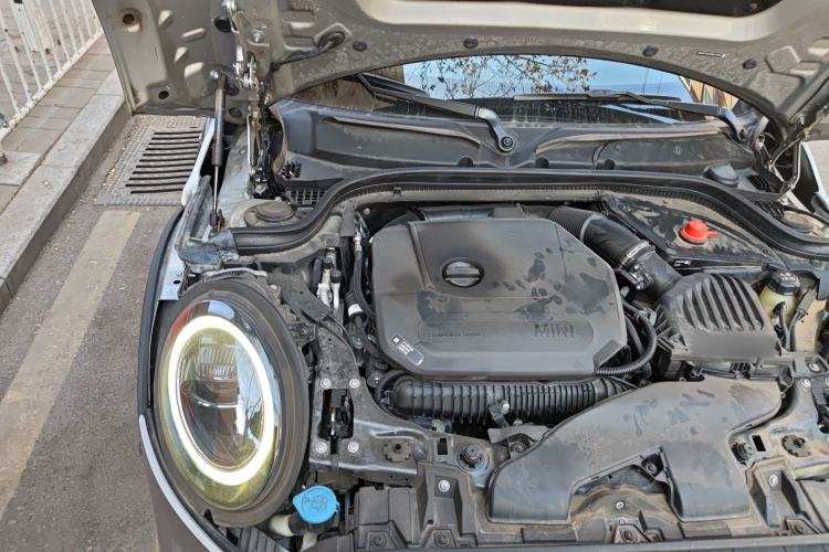 Used MINI 2023 Updated 2.0T COOPER S Racing Driver Engine Bay Right