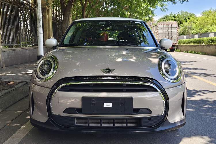 Used MINI 2023 Updated 1.5T COOPER Artist Exterior 1