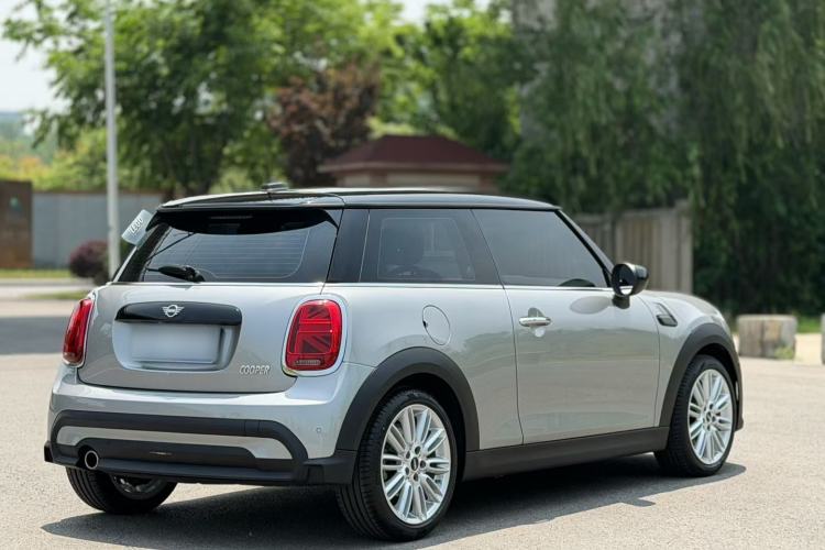 Used MINI 2023 Updated 1.5T COOPER Artist Exterior 12