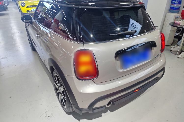 Used MINI 2023 Updated 1.5T COOPER Artist Exterior 2