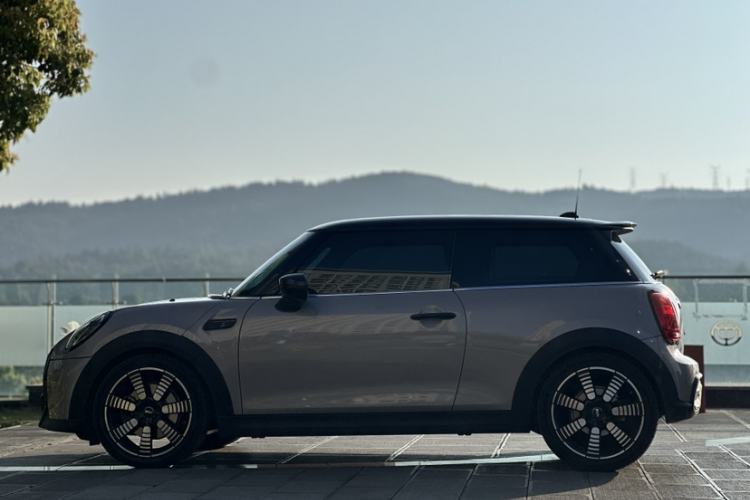 Used MINI 2023 2.0T COOPER S Artist Exterior 2