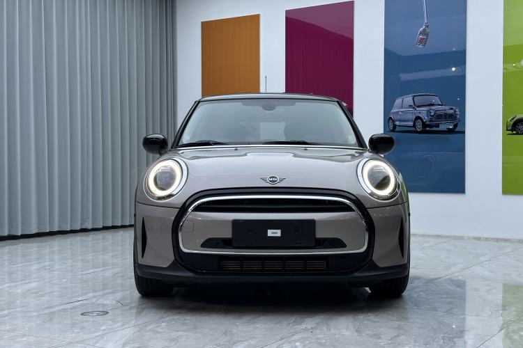 Used MINI 2023 Updated 1.5T COOPER Artist Exterior 2