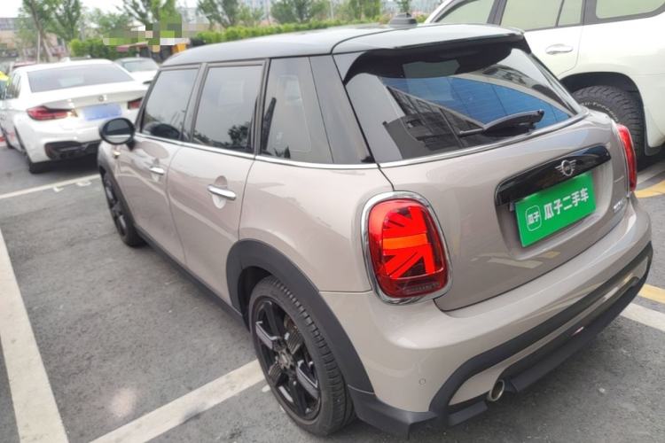 Used MINI 2023 Updated 1.5T COOPER Artist Five-Door Edition Exterior 2