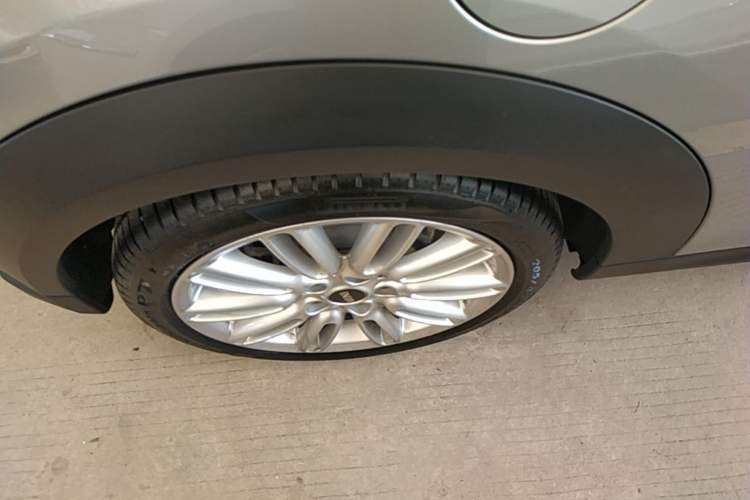 Used MINI 2023 Updated 1.5T COOPER Artist Exterior 3