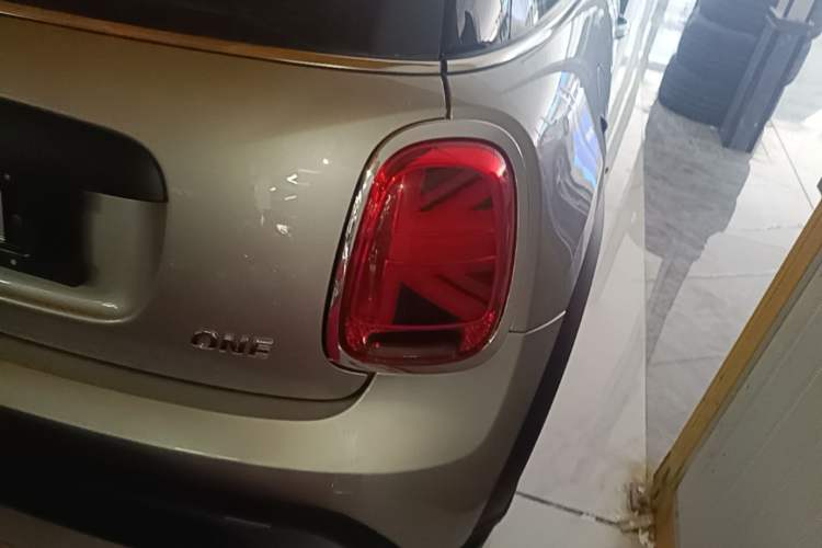 Used MINI 2023 1.5T ONE Exterior 3