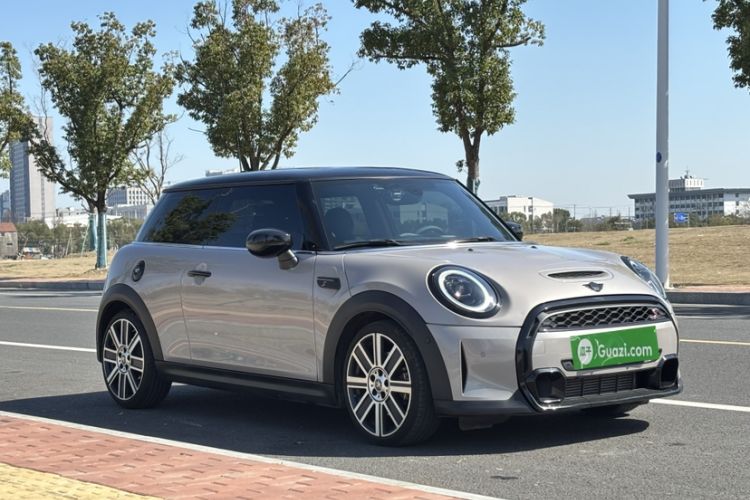 Used MINI 2023 Updated 2.0T COOPER S Artist Exterior 4
