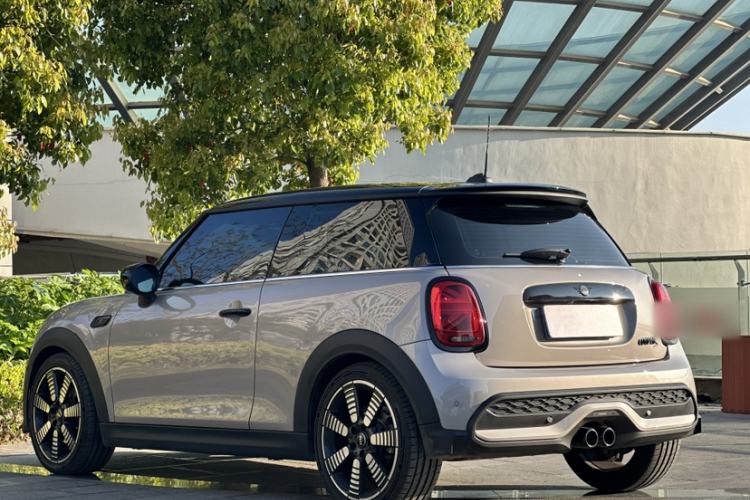 Used MINI 2023 2.0T COOPER S Artist Exterior 4