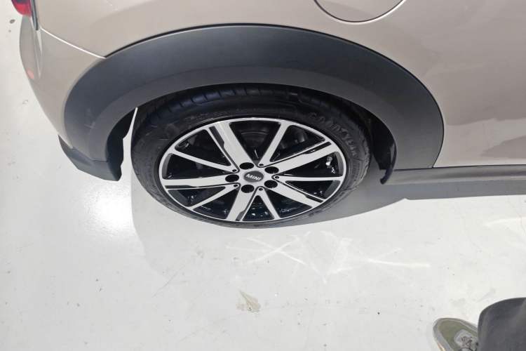 Used MINI 2023 Updated 1.5T COOPER Artist Exterior 5