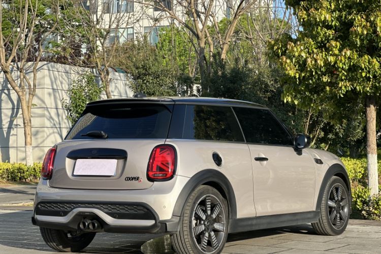 Used MINI 2023 2.0T COOPER S Artist Exterior 6