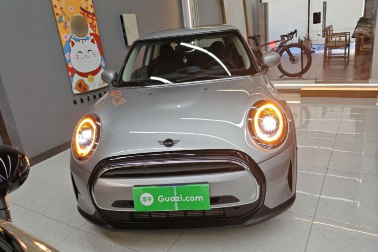 Used MINI 2023 1.5T ONE Front