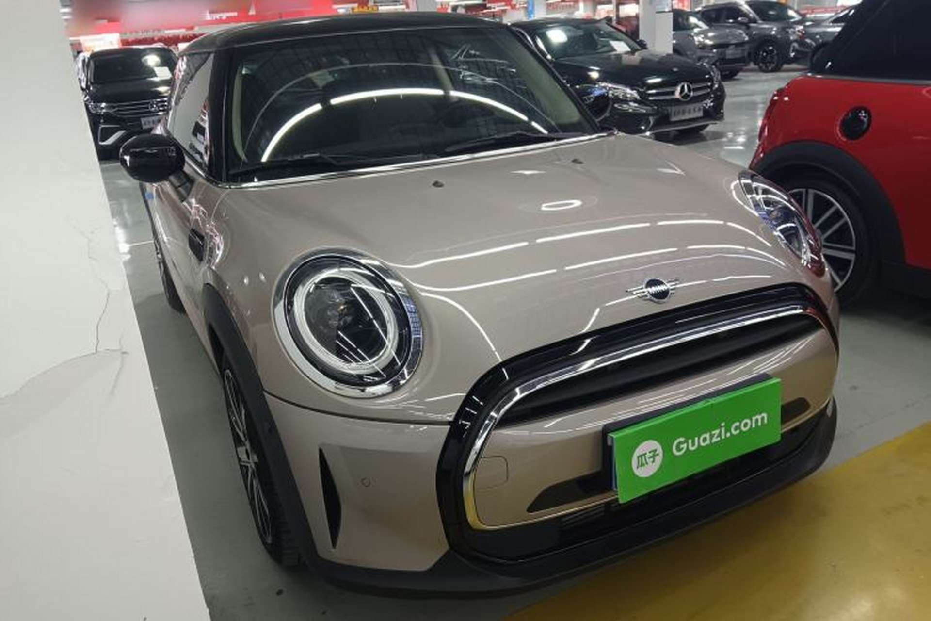 Used MINI 2023 Updated 1.5T COOPER Artist Front Right 45 Deg