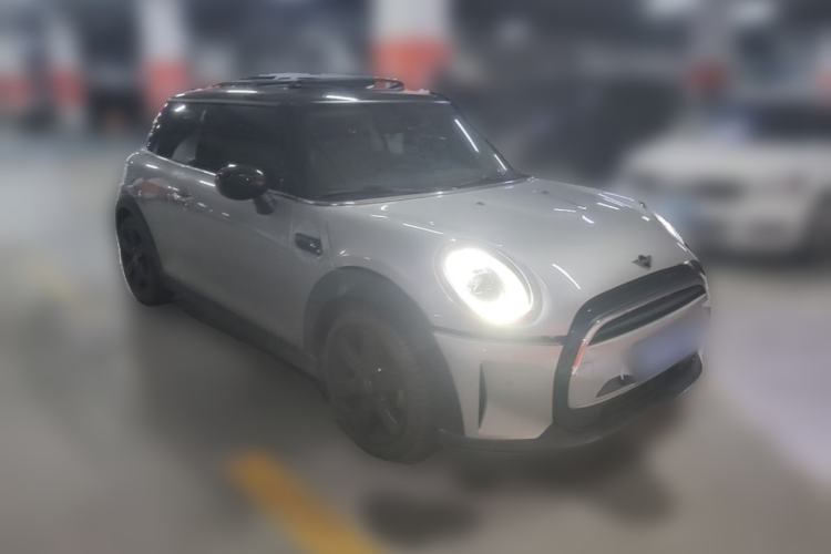 Used MINI 2023 Updated 1.5T COOPER Artist Front Right 45 Deg