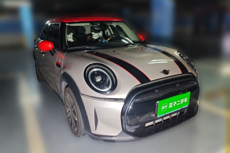 Used MINI 2023 Updated 1.5T COOPER Artist Five-Door Edition Front Right 45 Deg