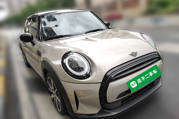 Used MINI 2023 1.5T COOPER Artist Front Right 45 Deg