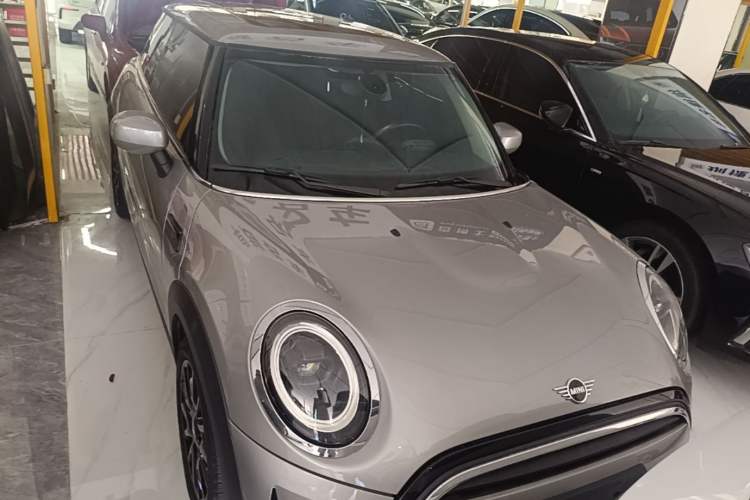 Used MINI 2023 1.5T ONE Front