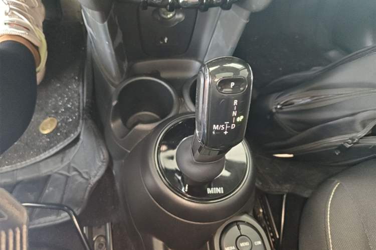 Used MINI 2023 1.5T ONE Gear Lever