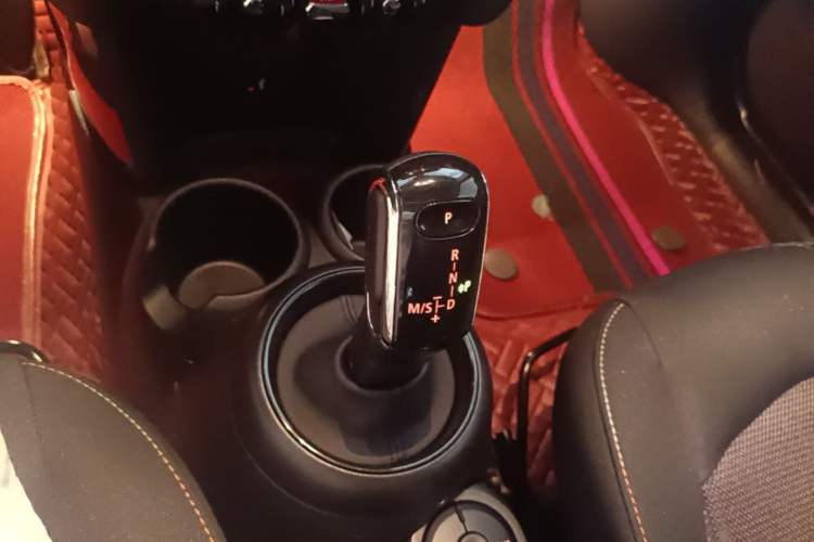 Used MINI 2023 1.5T ONE Gear Lever