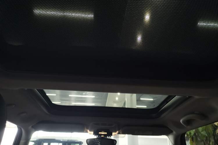 Used MINI 2023 Updated 1.5T COOPER Artist Headliner