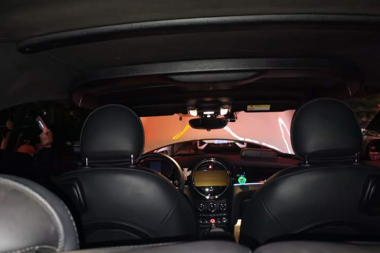 Used MINI 2023 Revised 2.0T COOPER S CABRIO Artist Headliner