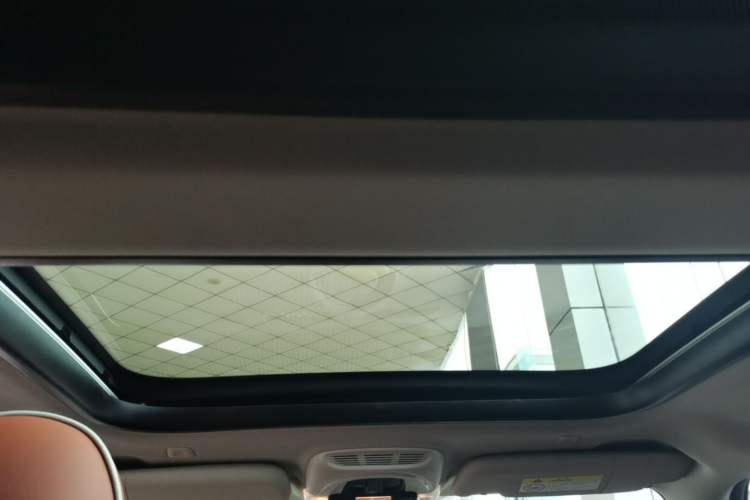 Used MINI 2023 Updated 1.5T COOPER Artist Headliner
