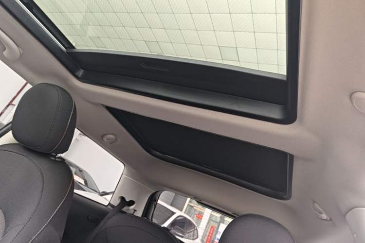 Used MINI 2023 1.5T ONE Headliner