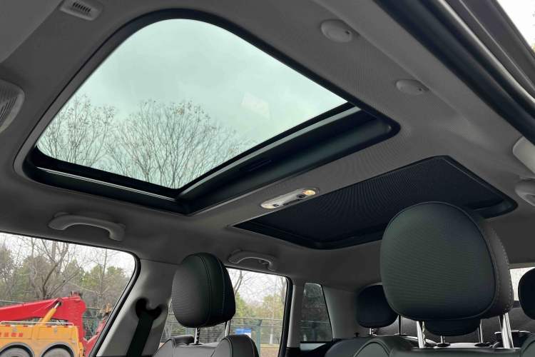 Used MINI 2023 Updated 1.5T COOPER Artist Five-Door Edition Headliner