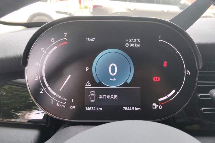 Used MINI 2023 1.5T COOPER Artist Five-Door Edition Instrument Cluster