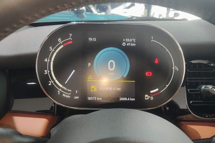 Used MINI 2023 Revised 1.5T COOPER CABRIO Artist Instrument Cluster