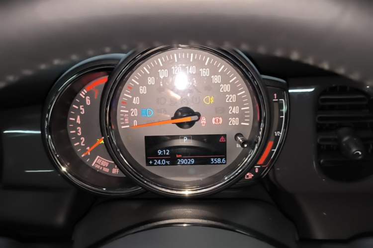 Used MINI 2023 1.5T ONE Instrument Cluster