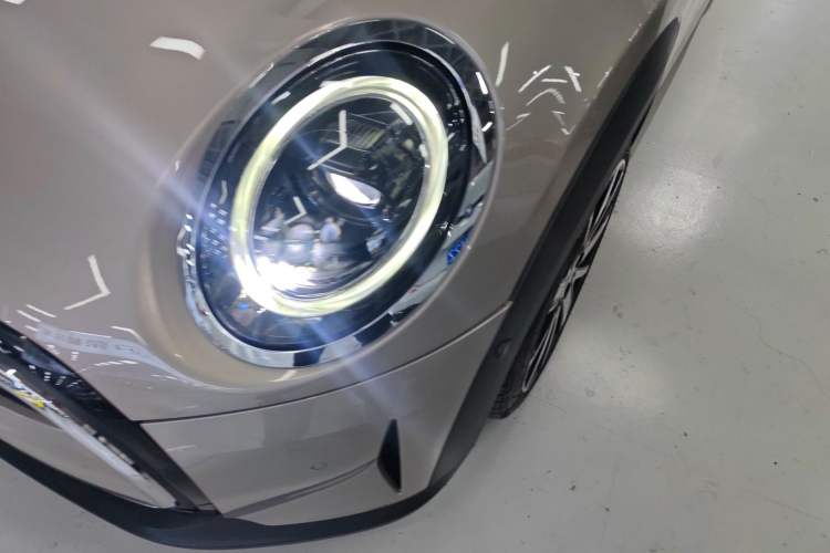 Used MINI 2023 Updated 1.5T COOPER Artist Left Front Headlight