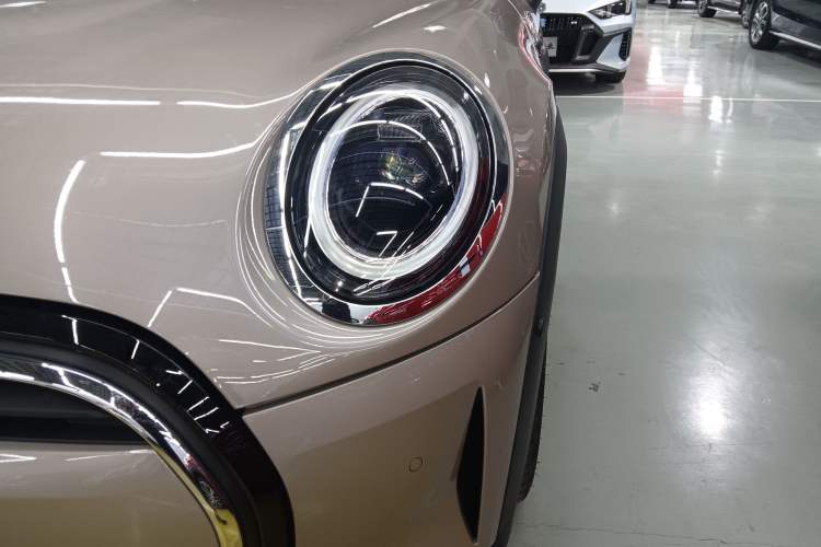 Used MINI 2023 Updated 1.5T COOPER Artist Left Front Headlight