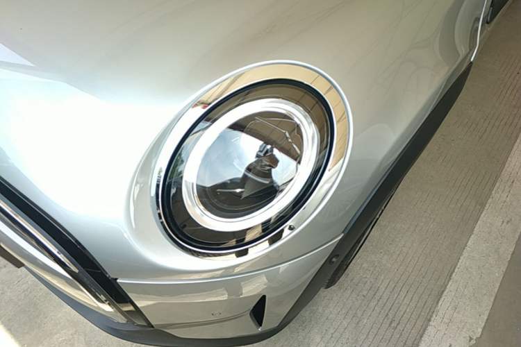 Used MINI 2023 Updated 1.5T COOPER Artist Left Front Headlight