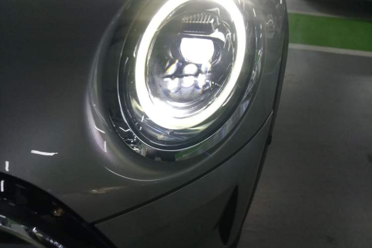 Used MINI 2023 Updated 1.5T COOPER Artist Left Front Headlight